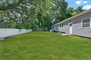 34 Pinetop Dr, Shirley, NY 11967 - Photo 30