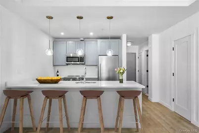 139 Fifth Avenue #4A, Pelham, NY 10803 - Photo 4