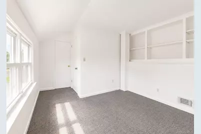 290 Eastwood Boulevard, Centereach, NY 11720 - Photo 20