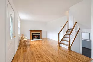 290 Eastwood Blvd, Centereach, NY 11720 - Photo 4