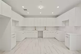 15 Calvert Dr, Monsey, NY 10952 - Photo 10