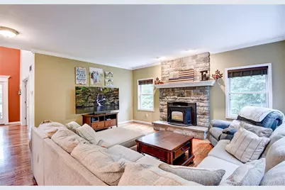 28 Hickory Lane, Westtown, NY 10998 - Photo 4