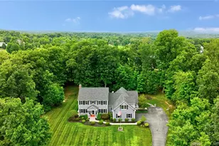28 Hickory Ln, Westtown, NY 10998 - Photo 2