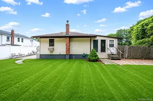 119 Chanel Dr E, Shirley, NY 11967 - Photo 40