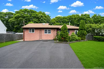 119 Chanel Drive E, Shirley, NY 11967 - Photo 2