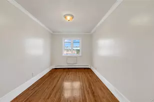4392 Carpenter Ave, Bronx, NY 10466 - Photo 10