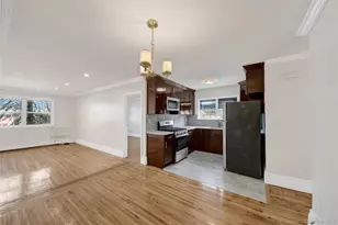 4392 Carpenter Ave, Bronx, NY 10466 - Photo 4
