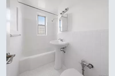 2630 Kingsbridge Terrace #3A, Bronx, NY 10463 - Photo 12
