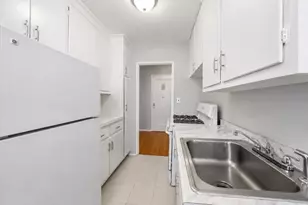 2630 Kingsbridge Terrace, Bronx, NY 10463 - Photo 6