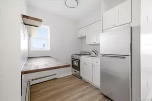 475 W Broadway, Long Beach, NY 11561 - Photo 4