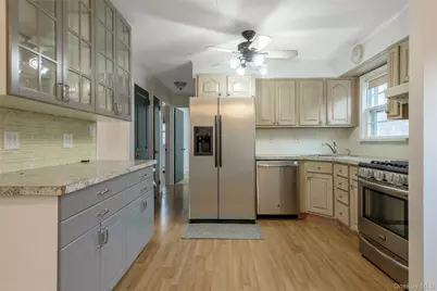 12 Prince Street, Hicksville, NY 11801 - Photo 6