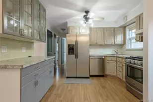 12 Prince St, Hicksville, NY 11801 - Photo 6