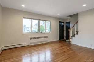 12 Prince St, Hicksville, NY 11801 - Photo 2