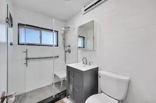 26 Picture Ln, Hicksville, NY 11801 - Photo 26