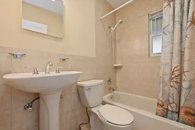210 Madison Street, Franklin Square, NY 11010 - Photo 4