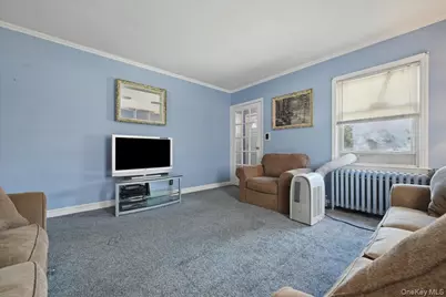 210 Madison Street, Franklin Square, NY 11010 - Photo 18