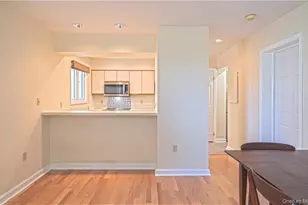 16 Hudson Point Ln, Ossining, NY 10562 - Photo 4