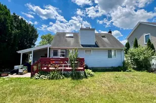 18 Plymouth Rd, Massapequa, NY 11758 - Photo 4