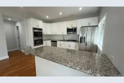 10 Greenwich Avenue #1, Bayville, NY 11709 - Photo 18