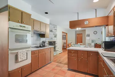 142 Westchester Avenue, Buchanan, NY 10511 - Photo 26