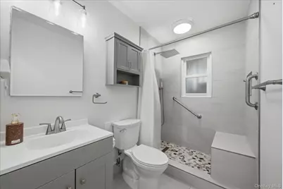 [Address not provided], Lindenhurst, NY 11757 - Photo 10