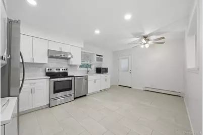 [Address not provided], Lindenhurst, NY 11757 - Photo 2