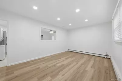 [Address not provided], Lindenhurst, NY 11757 - Photo 4