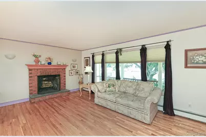 265 Sixth Avenue, Saint James, NY 11780 - Photo 6