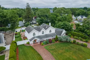79 Constellation Rd, Levittown, NY 11756 - Photo 26