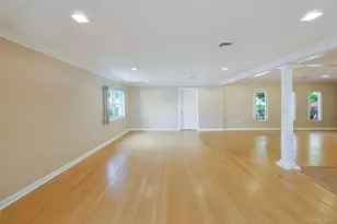 79 Constellation Rd, Levittown, NY 11756 - Photo 6