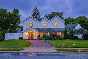 79 Constellation Rd, Levittown, NY 11756 - Photo 2