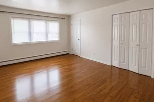 2453 D Union Blvd, Islip, NY 11751 - Photo 12