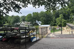 214 Walnut Rd, Lake Peekskill, NY 10537 - Photo 8