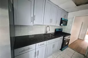 111-40 114th St, Ozone Park, NY 11420 - Photo 8