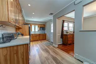 20 Bayside Ave, Medford, NY 11763 - Photo 10