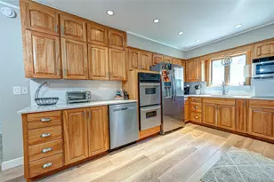 20 Bayside Ave, Medford, NY 11763 - Photo 8