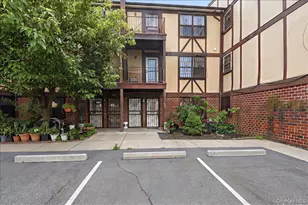 916 Union Ave, Bronx, NY 10459 - Photo 1