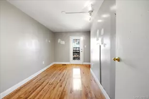 916 Union Ave, Bronx, NY 10459 - Photo 8