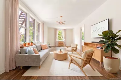 1625 Emmons Avenue #3A, Brooklyn, NY 11235 - Photo 1