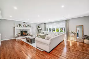 61 Lauren Ave, Dix Hills, NY 11746 - Photo 10