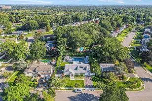 61 Lauren Ave, Dix Hills, NY 11746 - Photo 6