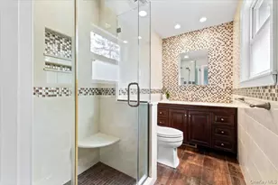 85-07 Avon St, Jamaica, NY 11432 - Photo 14