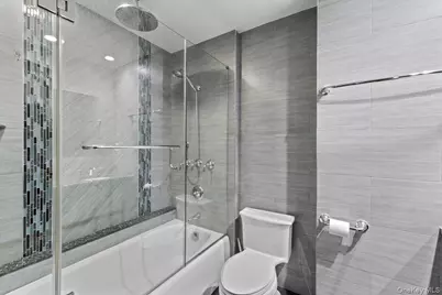 8507 Avon Street, Jamaica, NY 11432 - Photo 18