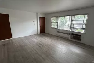 103-24 121st St, Richmond Hill, NY 11419 - Photo 6
