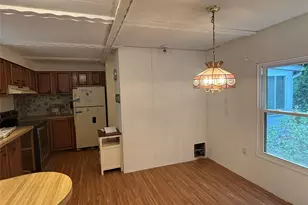 101 West Ln, Riverhead, NY 11901 - Photo 8