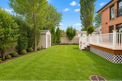 24236 51st Avenue, Little Neck, NY 11362 - Photo 36