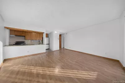 25-40 Shore Boulevard #15Q, Astoria, NY 11102 - Photo 8