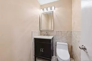 100 Daly, Oceanside, NY 11572 - Photo 8