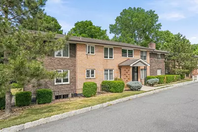 9 Barnett Drive #102, Monroe, NY 10950 - Photo 2