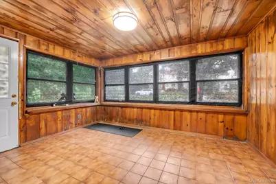 125 Baker Hill Road, Great Neck, NY 11023 - Photo 12